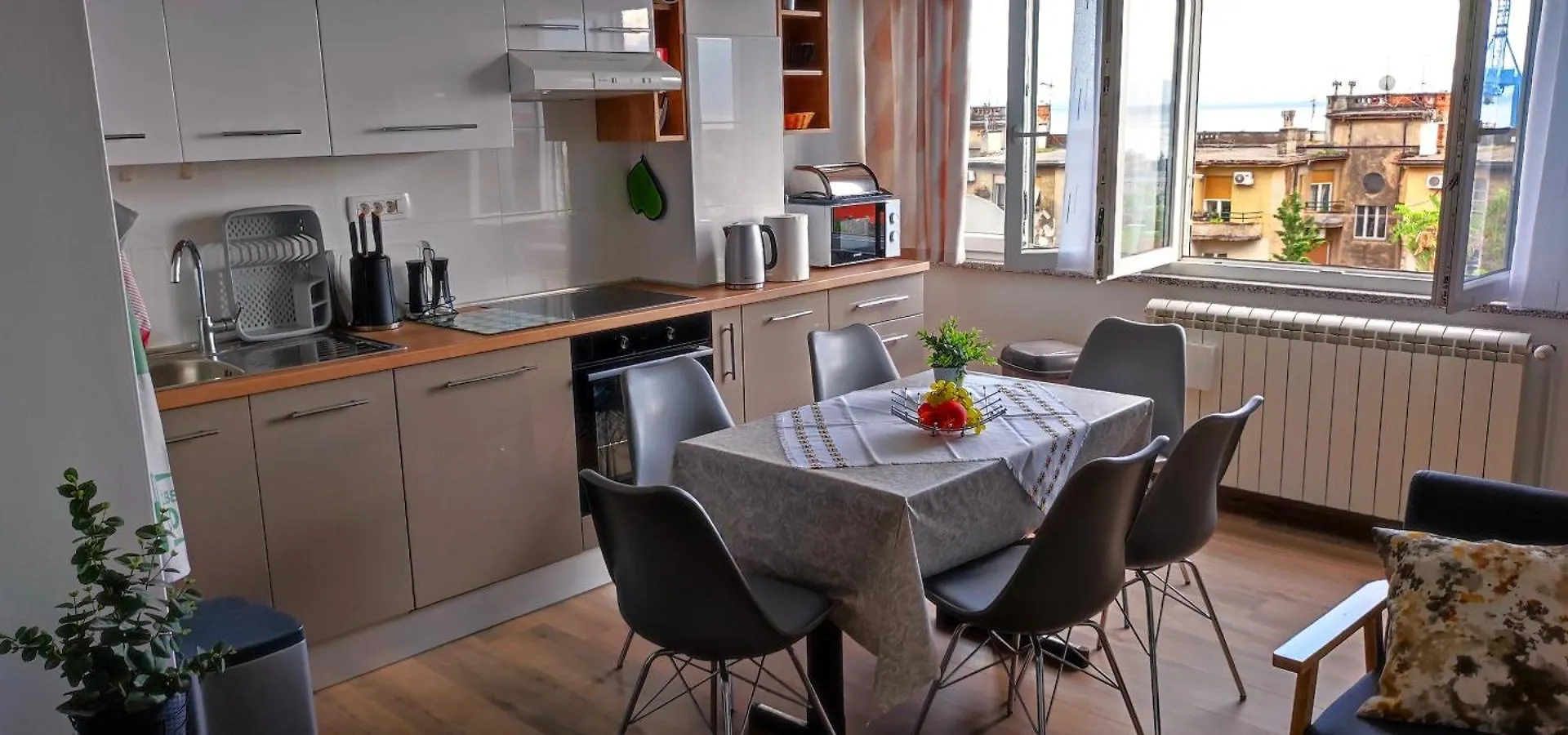 Apartman Tonka contacts